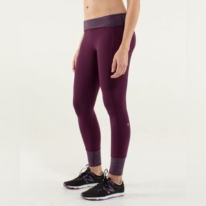 Lululemon En Route Crop size 4 
Plum / Wee Are From Space September Plum